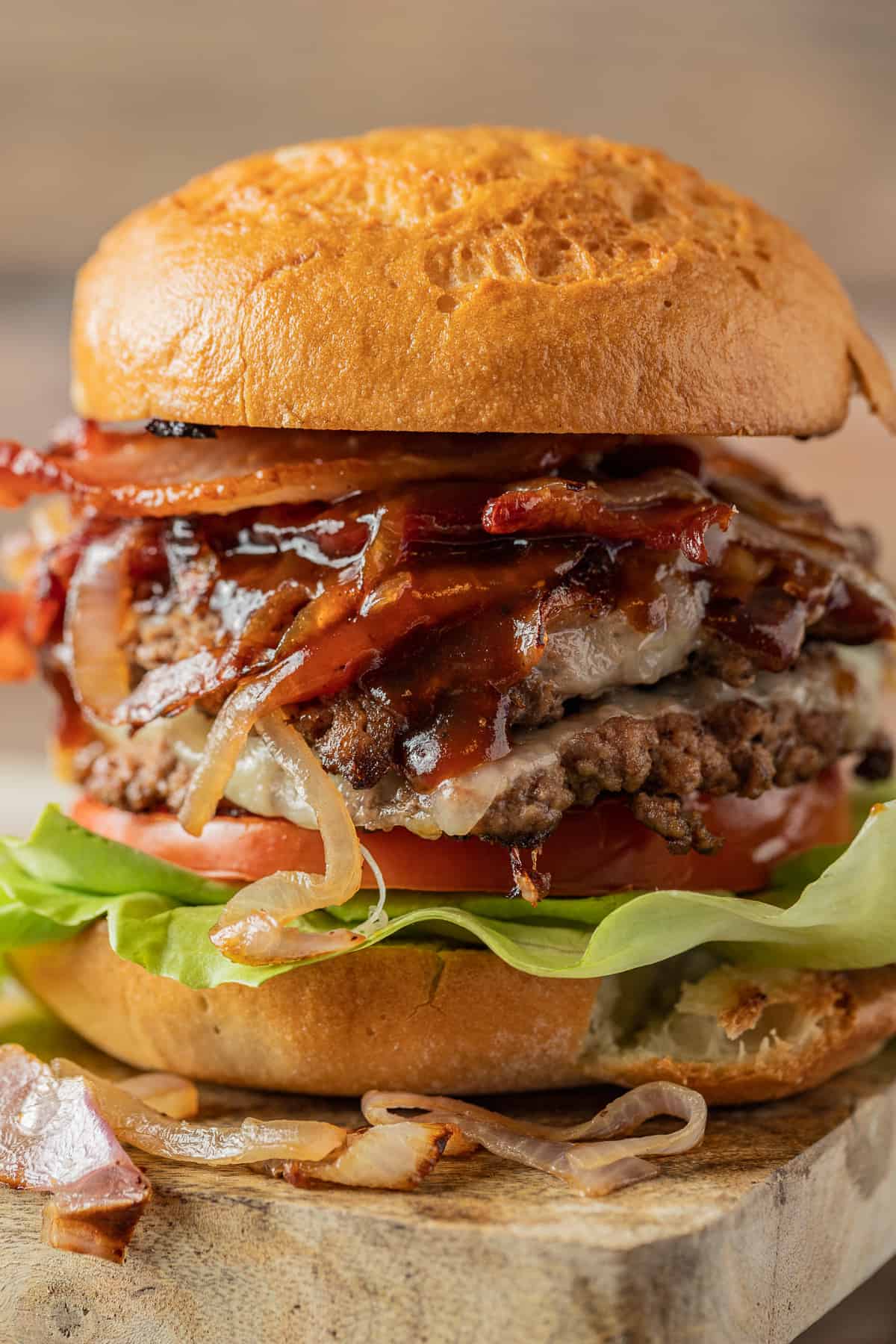 Blackstone BBQ Bacon Smash Burgers - The Primitive Dish