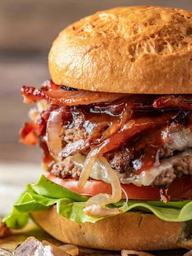 Blackstone BBQ Bacon Smash Burgers